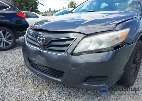 2011 Toyota Camry Le z USA, uszkodzony, nr VIN 4T1BF3EKXBU170120